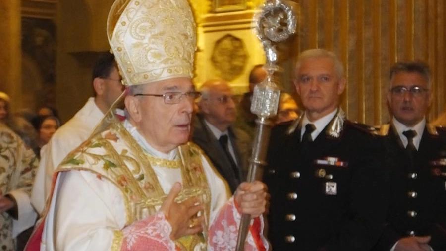 Il vescovo in duomo a Guastalla
