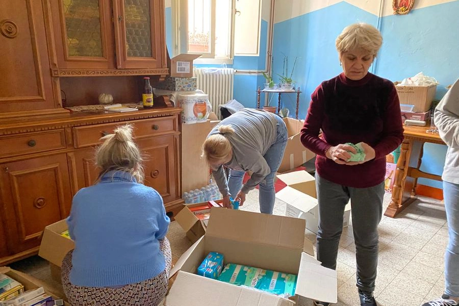 Le volontarie ucraine alla chiesa ortodossa di Faenza