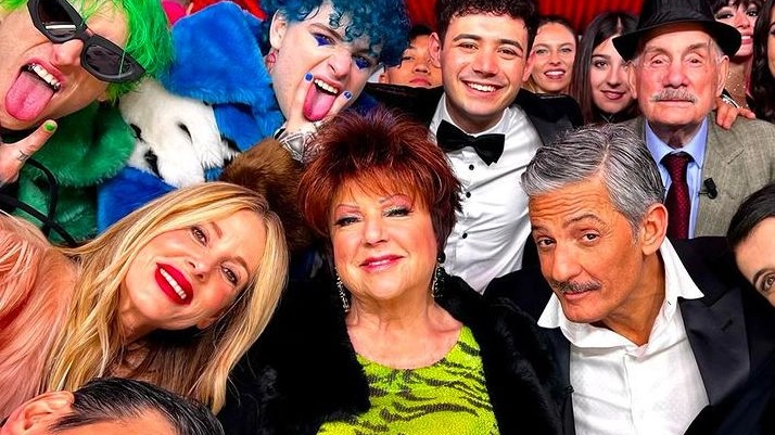 Selfie con Orietta Berti, che ha compilato per noi il 'pagellone' di Sanremo