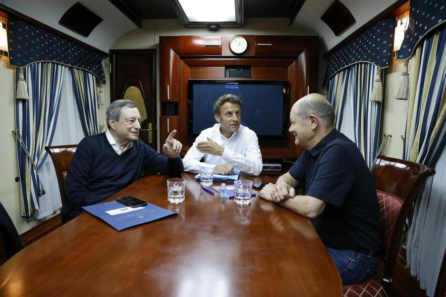 Draghi, Macron e Scholz in treno per Kiev (Ansa)