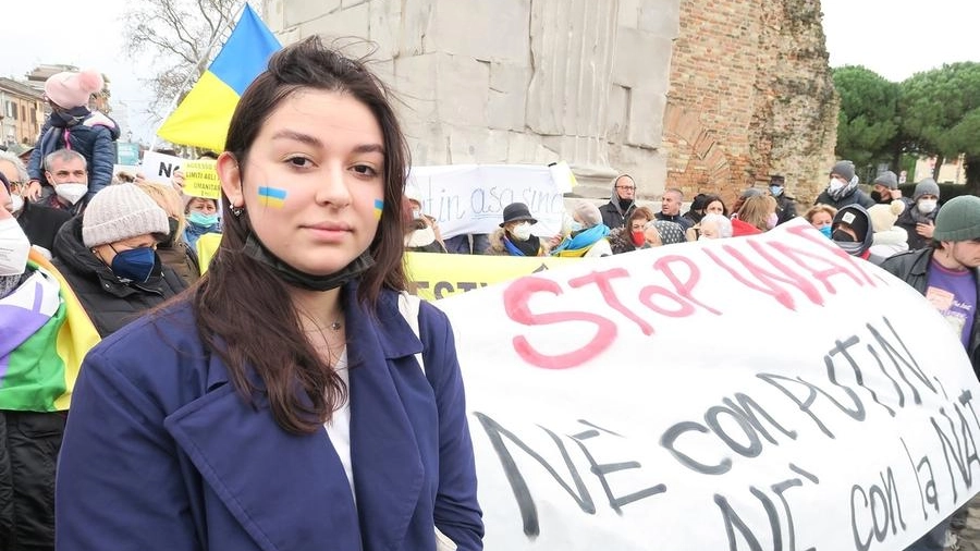 Un momento della manifestazione per la pace in Ucraina