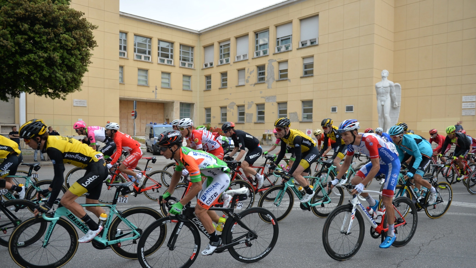 Giro d'Italia 2019, si parte da Bologna. Il traguardo sarà a Verona