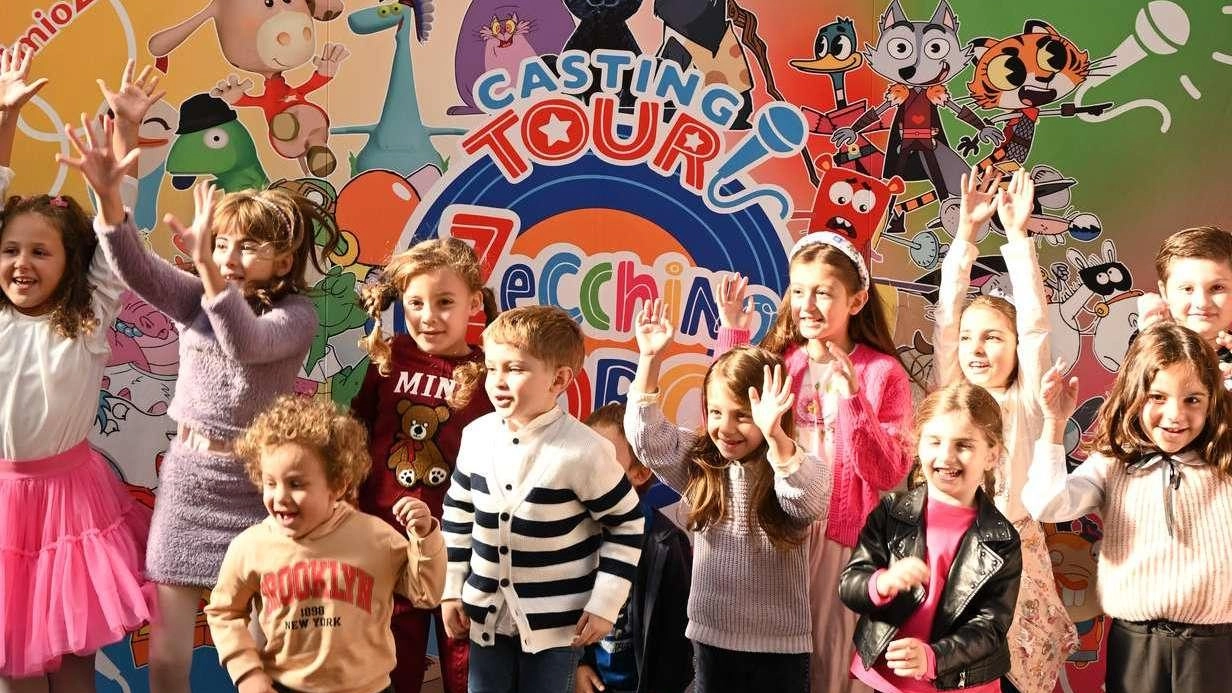 Il 8 dicembre, Castel Guelfo The Style Outlets ospita il Casting Tour di Zecchino d'Oro. Bambini dai 3 ai 10 anni possono iscriversi per partecipare gratuitamente. Il centro offre anche tante attività natalizie, tra cui incontro con Babbo Natale e iniziative di beneficenza.