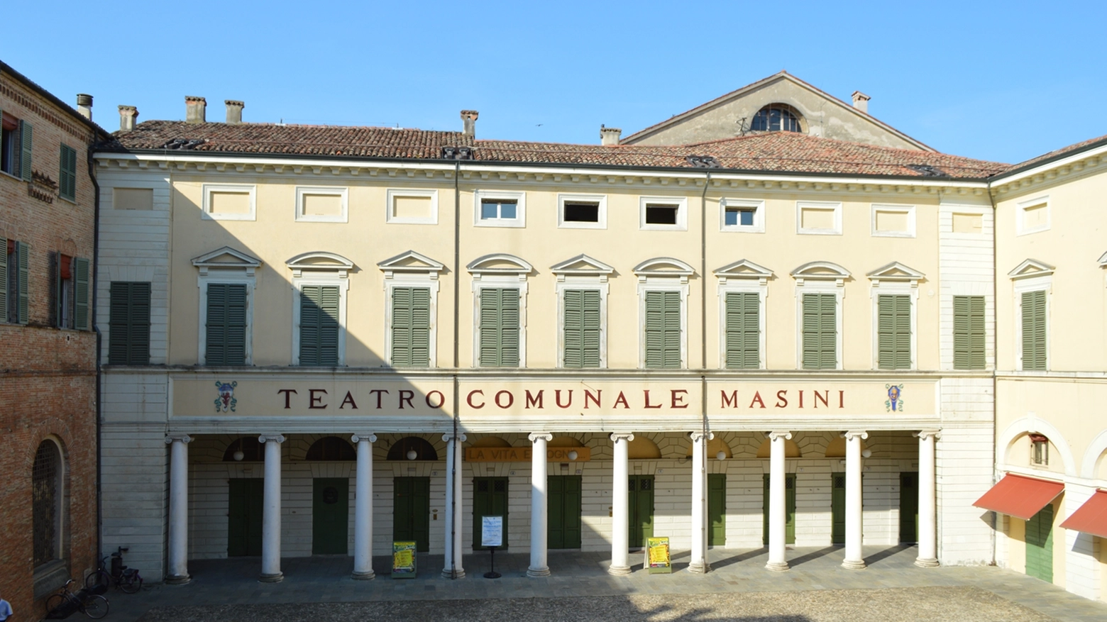 Alcuni scorci interi ed esterni del teatro comunale di faenza, Angelo Masini