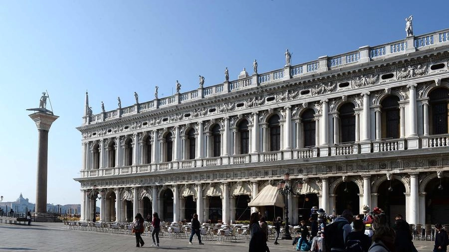 Procuratie Vecchie Venezia, prima apertura in 500 anni di storia: già 2mila prenotazioni