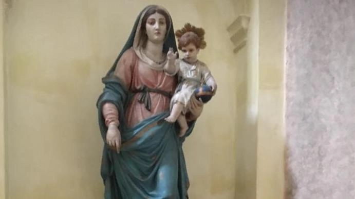 La Madonna nel Duomo di Cervia senza la sua corona