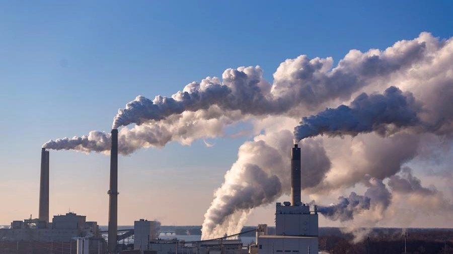 Emissioni inquinanti delle industrie