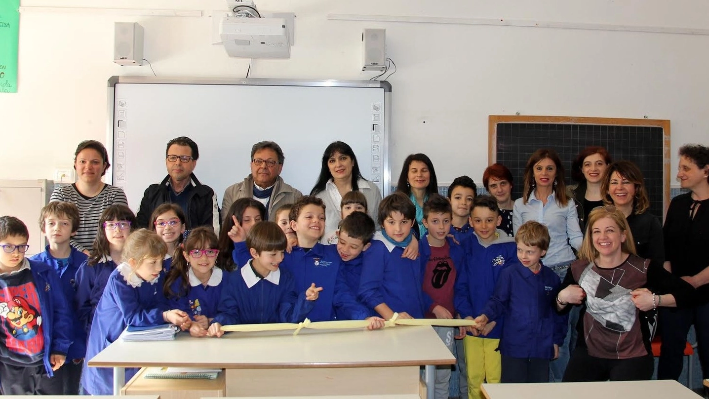 La donazione della Lim alla scuola primaria di Sarsina