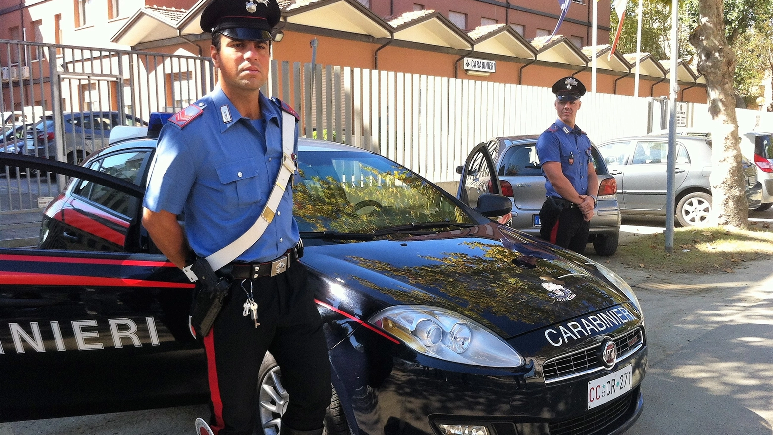I carabinieri di Cesenatico hanno fermato un 29enne ubriaco che minacciava i familiari 