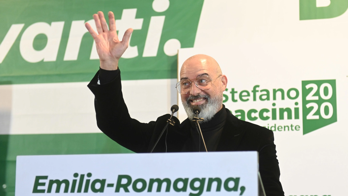 Elezioni Emilia Romagna 2020, Bonaccini saluta i militanti del Pd (FotoSchicchi)