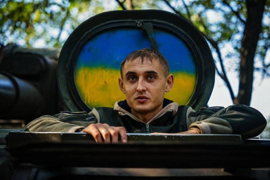 Un ucraino sulla linea del fronte nel sud dell'Ucraina