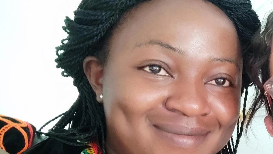 Velkie Linda Toh, camerunense di 32 anni, ha appena sostenuto l’esame di terza media