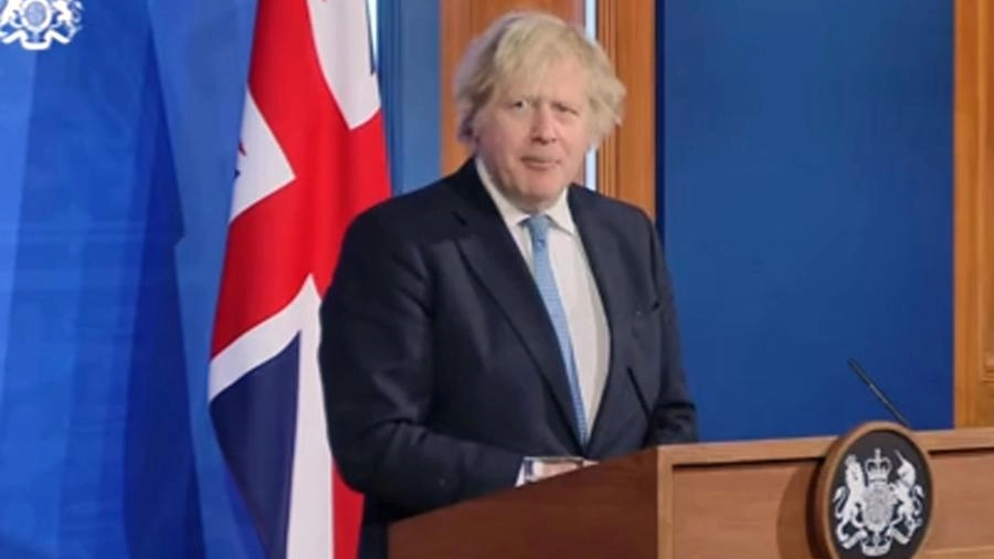 Il premier britannico Boris Johnson durante una conferenza stampa