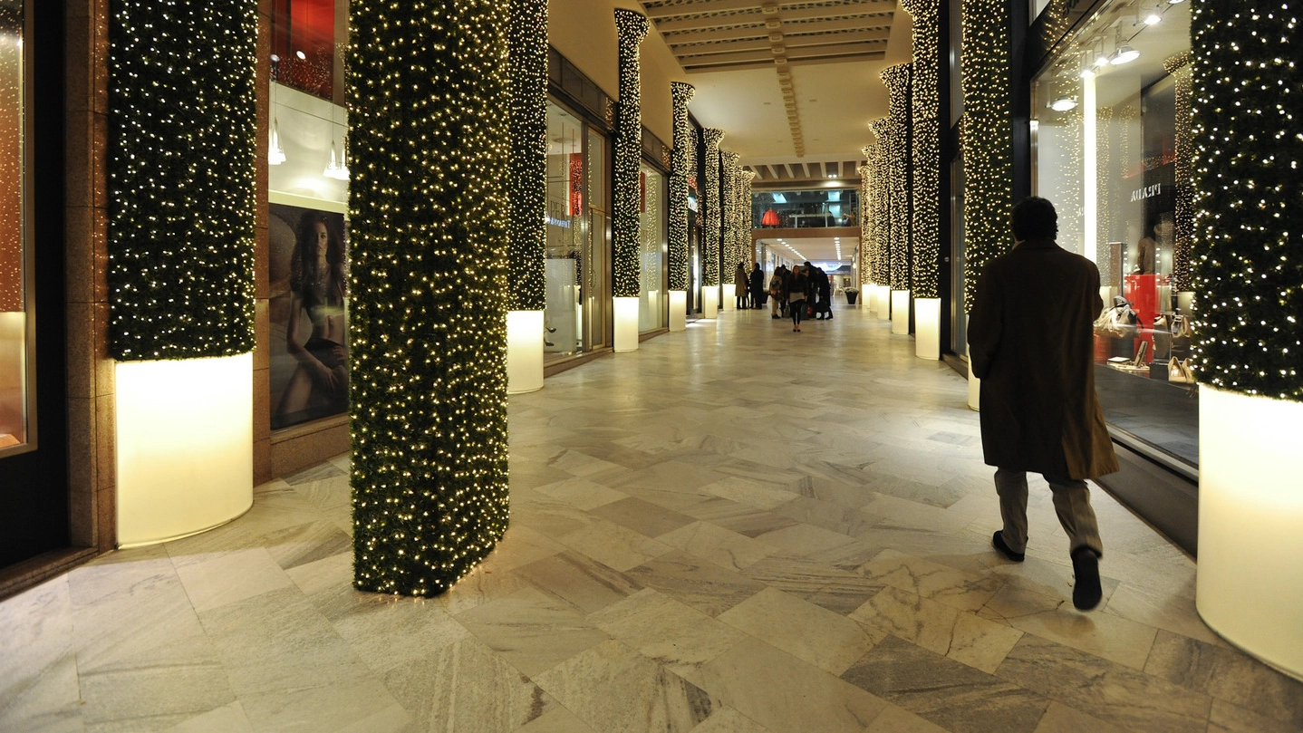 Galleria Cavour (archivio Fotoschicchi)