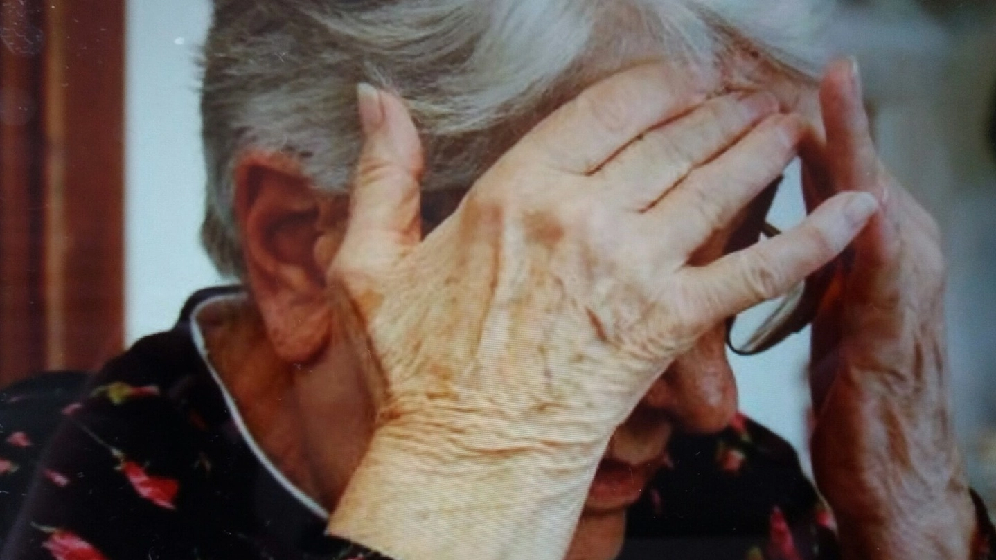 Anziana derubata da due truffatrici (foto d’archivio)