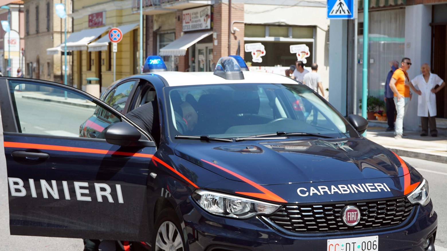 Bimbo scomparso, i carabinieri impegnati nelle ricerche (archivio)