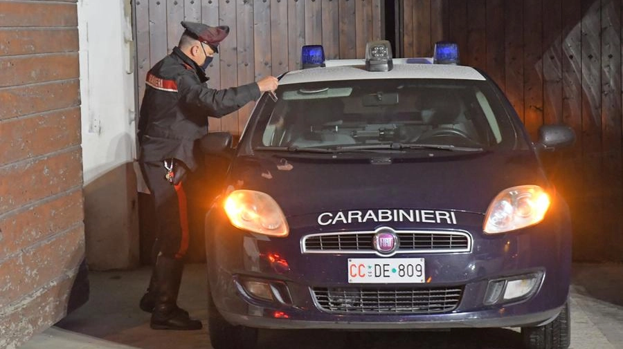 L'uomo è stato denunciato dai carabinieri (foto d'archivio)