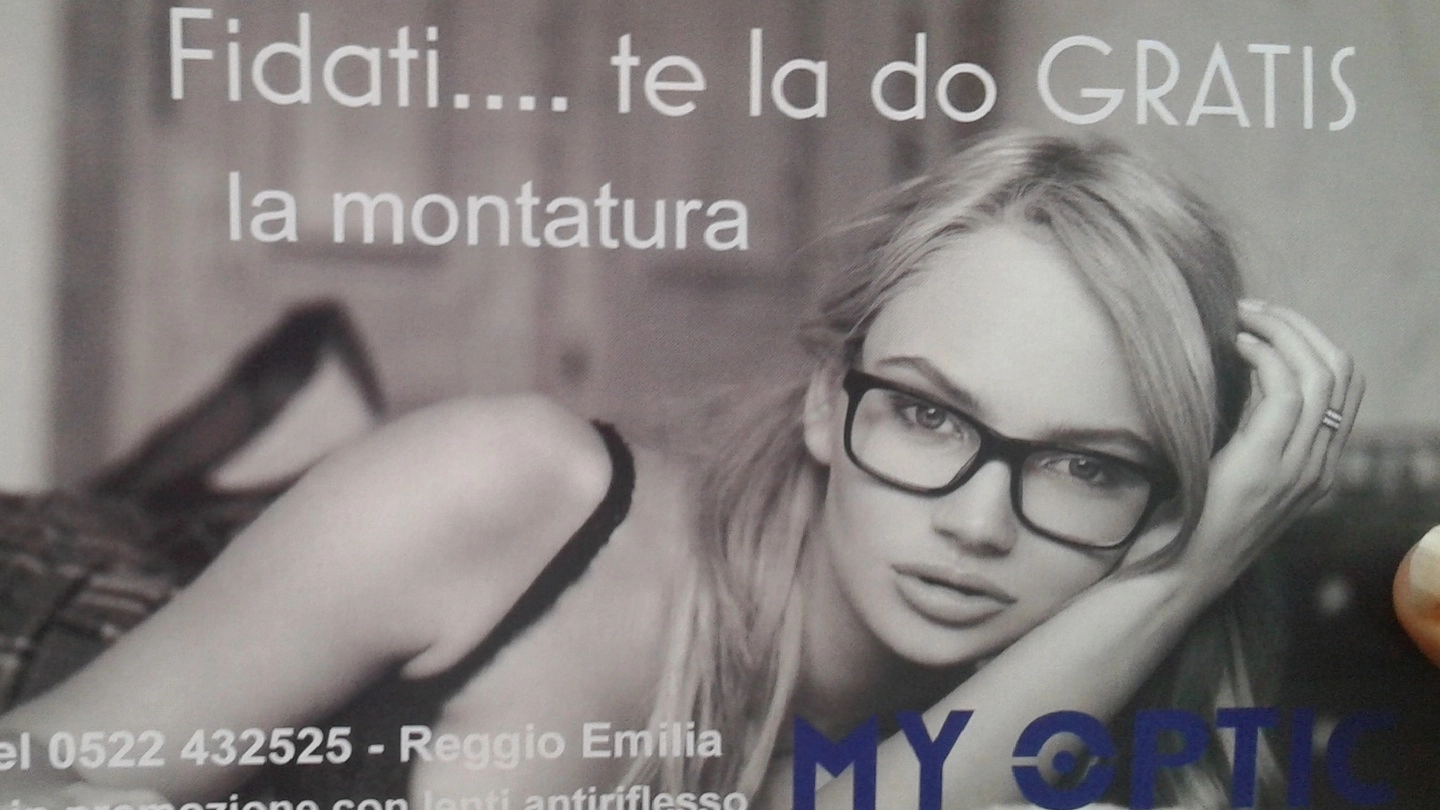 La pubblicità sessista che ha creato scalpore a Reggio Emilia