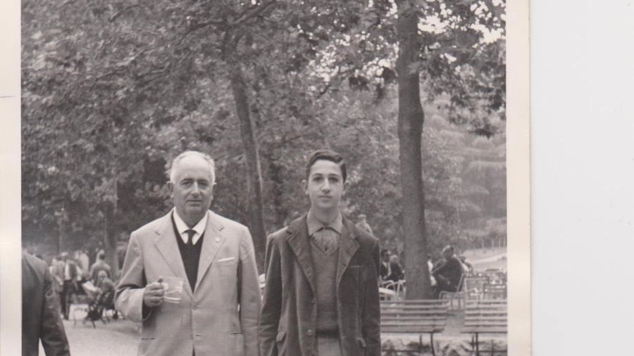 Antonio Patuelli con il nonno Luigi Baroncelli, prima di iscriversi all’Università