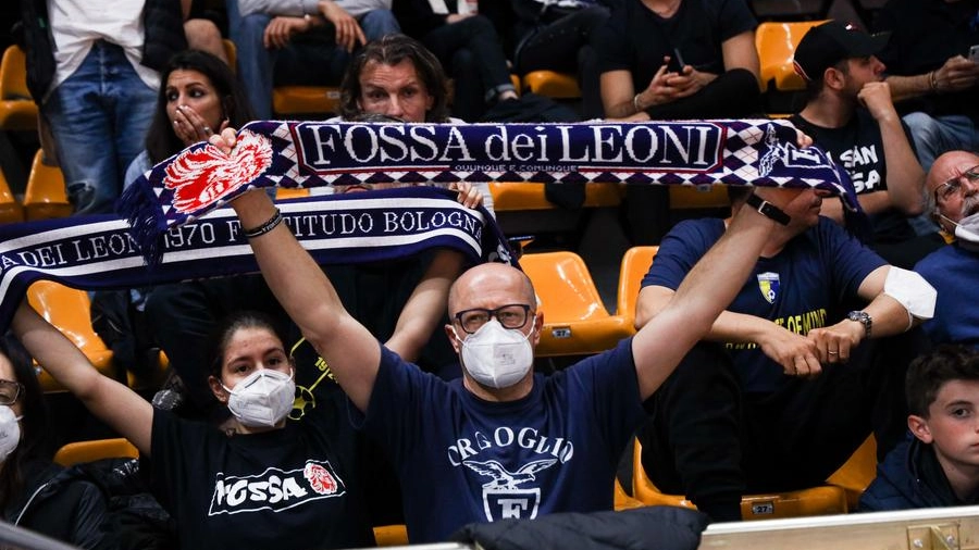 Il tifo fortitudino ha duramente contestato il club al termine del match con Napoli
