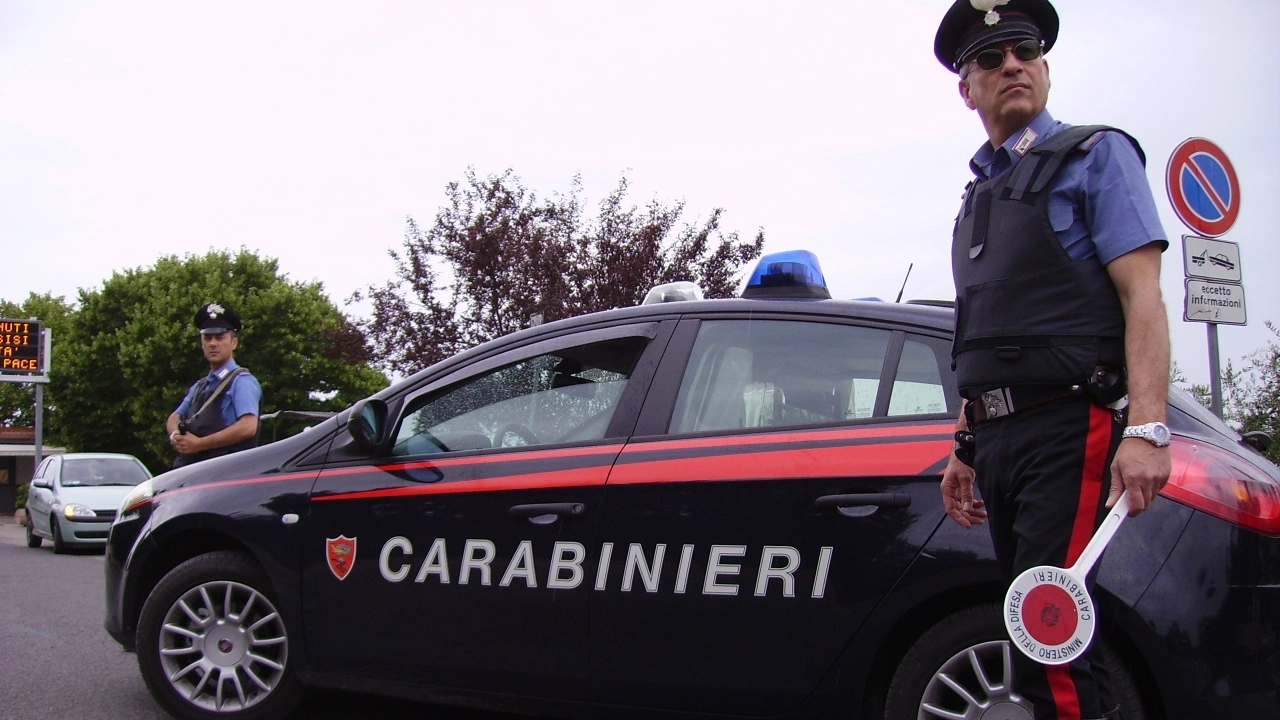 I carabinieri di Ravenna hanno arrestato l’uomo per resistenza