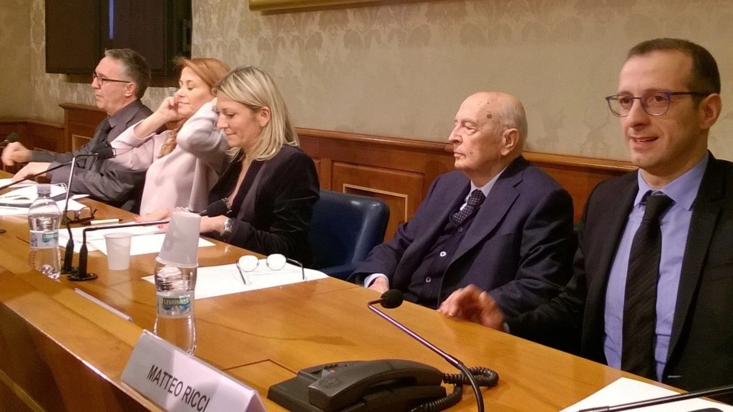 Anche il presidente emerito Giorgio Napolitano alla presentazione in Senato