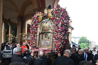 Salita Madonna di San Luca Bologna, oggi l’immagine torna al Santuario. La processione