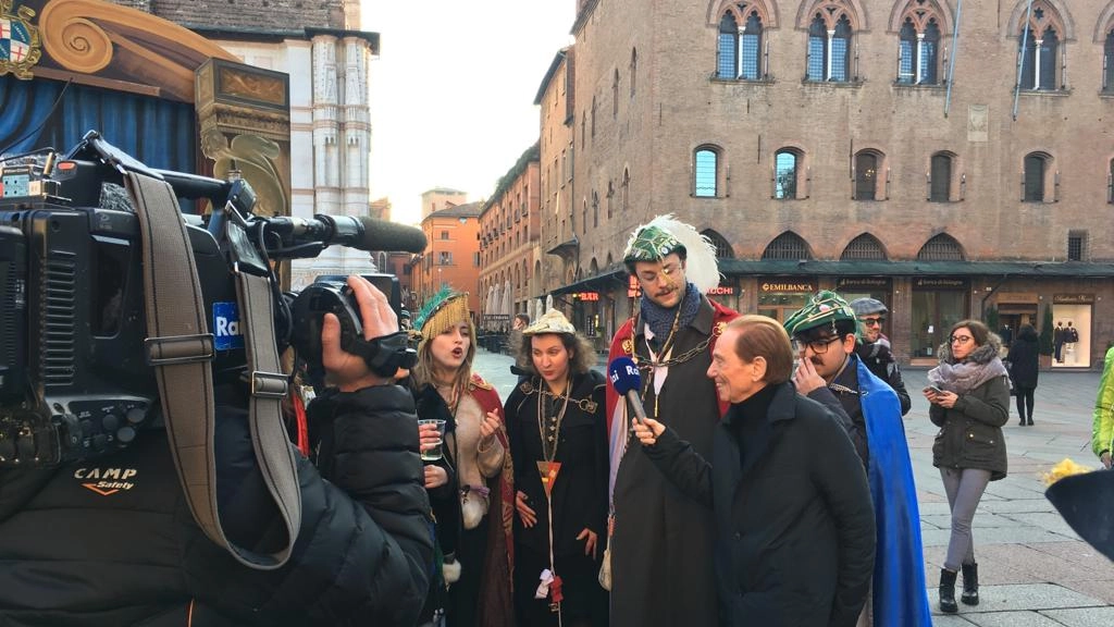 Sereno Variabile, riprese in piazza Maggiore a Bologna