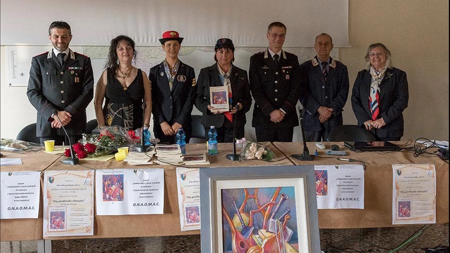 L'Associazione Nazionale Carabinieri di Rovigo ha presentato il libro "Da profondo silenzio" di Gianna Patrese