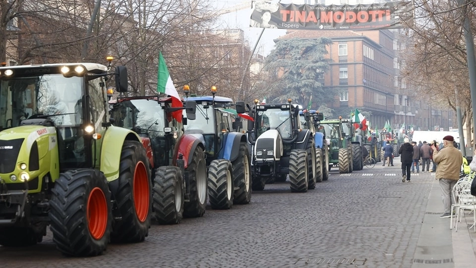 Il corteo dei trattori nel centro di Rovigo