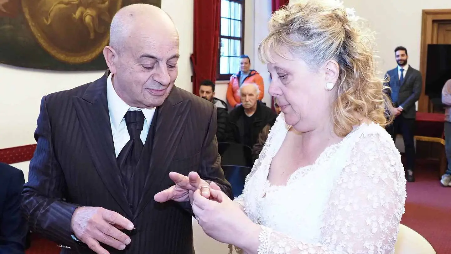Fabio e Arianna si sono sposati a Palazzo Garampi