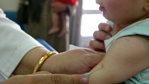 I genitori sono contrari alla legge che impone le vaccinazioni alla fascia di età 0-3 anni