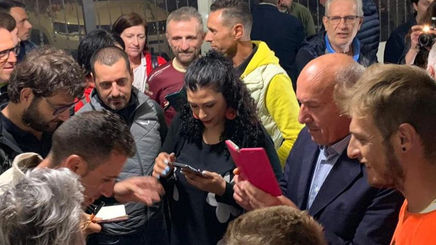 Vincenzo Nibali incontra i tifosi