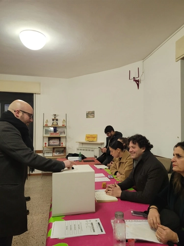 Primarie Pd, tutto pronto per il voto: a Bologna e provincia 122 seggi