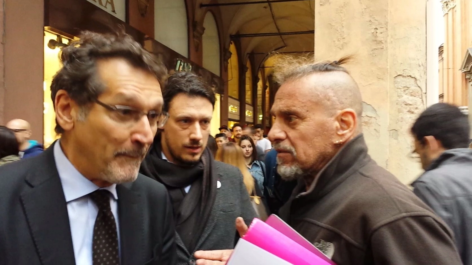 Bologna, il confronto tra Virginio Merola e Beppe Maniglia