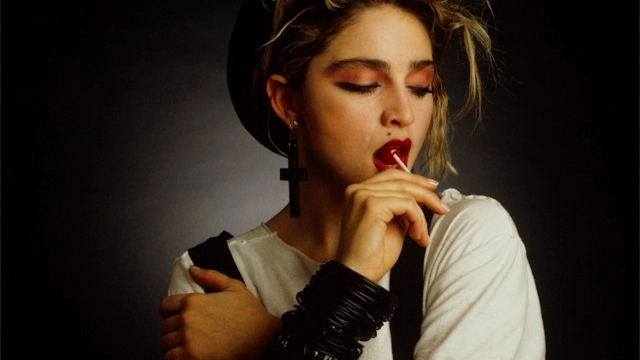 Madonna in uno scatto di Deborah Feingold