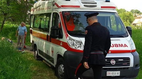 Con i carabinieri è intervenuta anche l'ambulanza