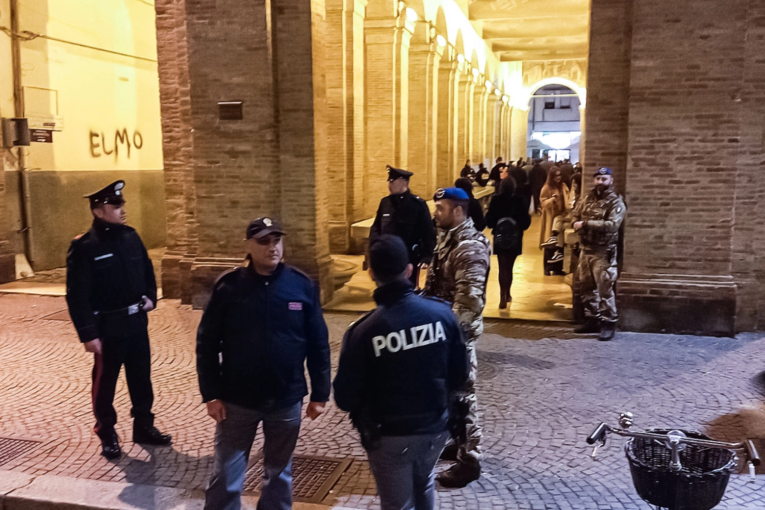 Controlli interforze in piazza Cavour