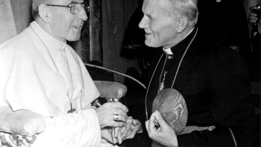 Papa Luciani con Karol Woityla, allora cardinale (Ansa)