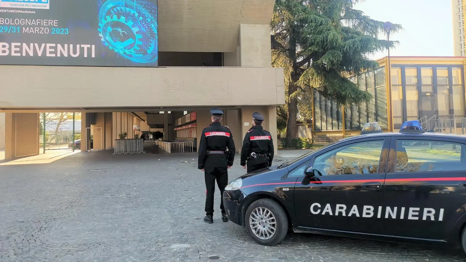 Controlli dei carabinieri in Fiera  Multe  alle ditte per 90mila euro