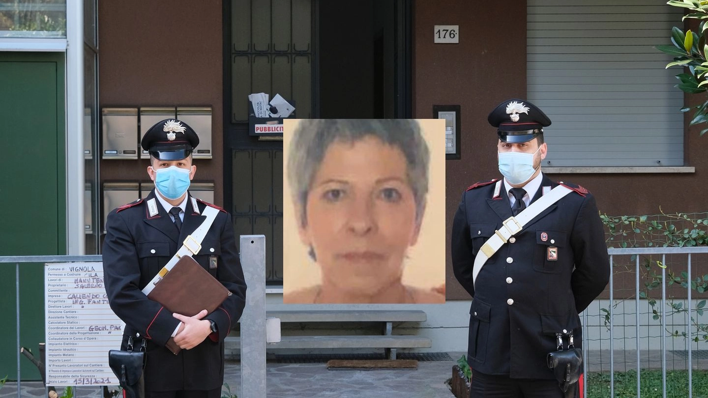 Omicidio a Vignola, carabinieri in via Degli Esposti. Laura Amidei, la vittima, 68 anni