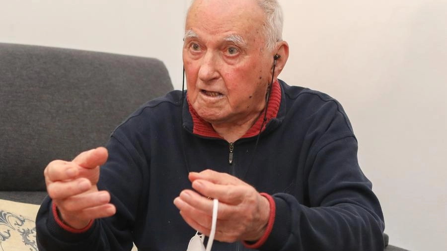 Otello Dalla Casa, 97 anni, è stato prigioniero politico in Germania dal ’43 al ’45