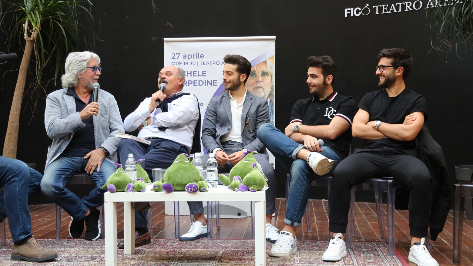 Michele Torpedine, Oscar Farinetti e i tre ragazzi de Il Volo (foto Schicchi)