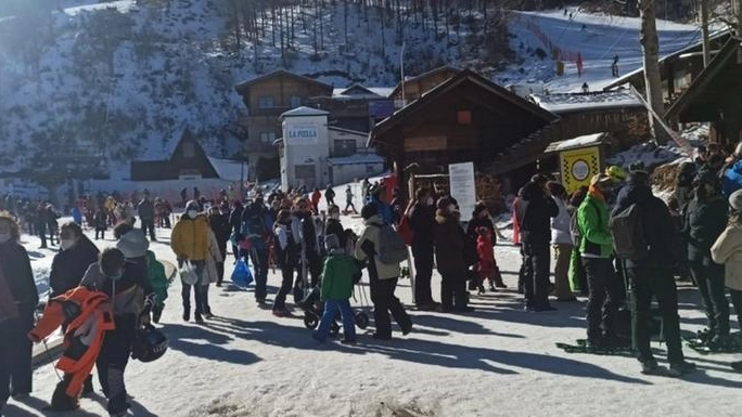 Cerreto Laghi attira tanti sciatori dalle tre regioni di confine