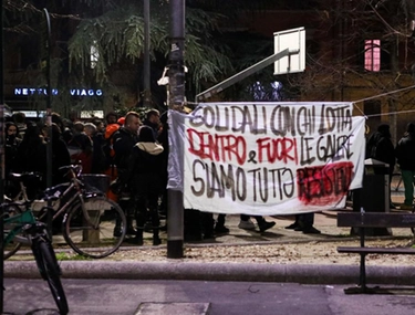 Telefonata degli anarchici al Carlino di Bologna, la Procura indaga per minaccia aggravata