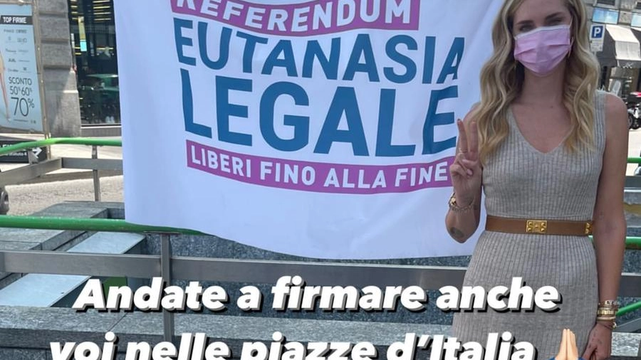 Chiara Ferragni al banchetto per il referendum