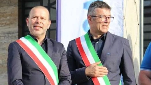 Moreno Gasparini, sindaco di Loreo e Massimo Barbujani, di Adria
