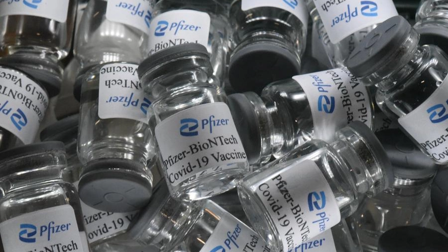 Vaccino Pfizer-BioNtech (ImagoE)