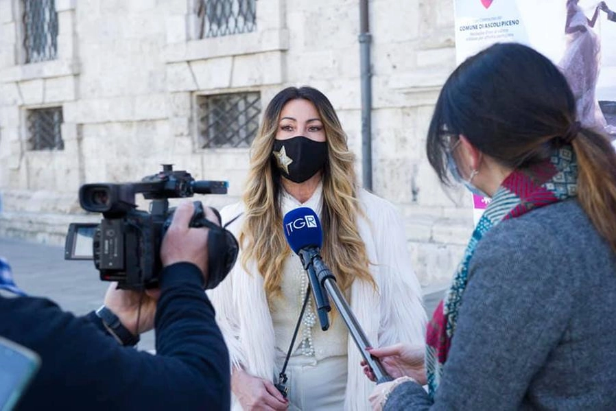 Alessandra Bruni durante una recente manifestazione a piazza Arringo
