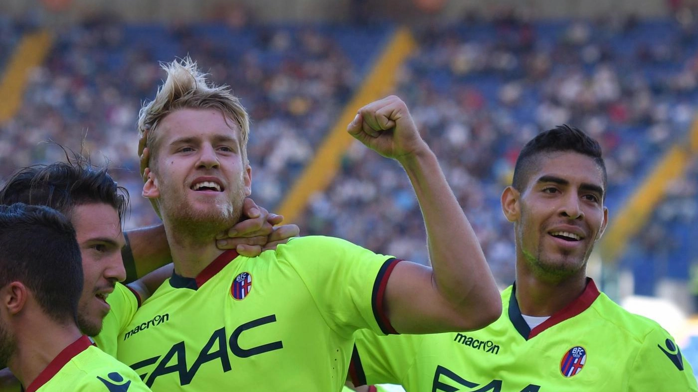 Filip Helander festeggia il gol alla Lazio